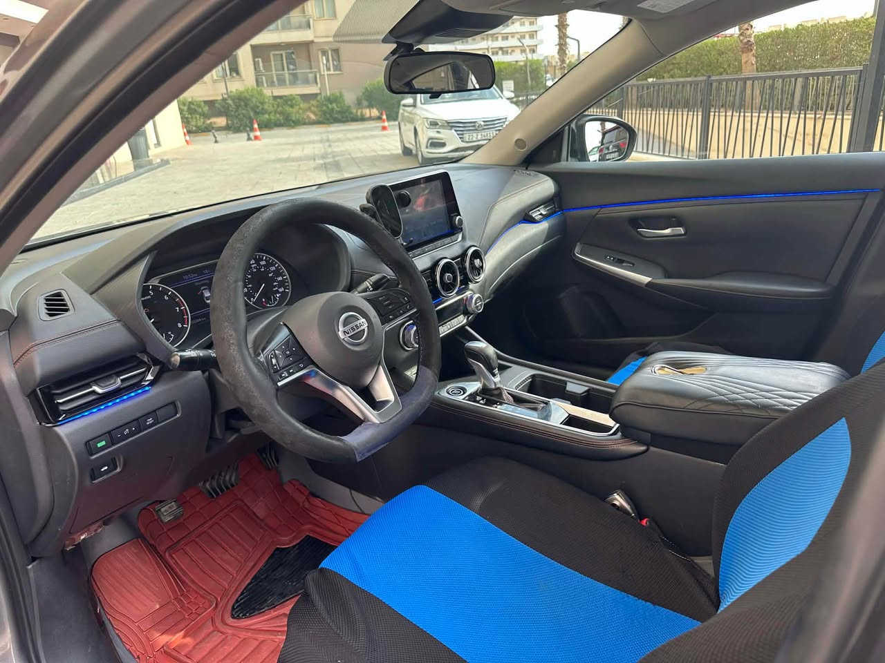 نيسان سينترا 2020 SR. ته نها سوندوقى سبوخه بى ناو گرتن بى اربگ . 158kmهه زار رووشتيه . گير و مه كينه و ته قه و ره قه ش به شه رت ٤ تايي ✅🛞نوي له سه ره سه نه وى و هه زه ى نويه ✅ 

سعرى ١٣٤ ورقه و محامله ى كم 

٠١ ٥٣ ٢٥٣ ٠٧٥٠

0750 491 61 18 أربيل, العراق
