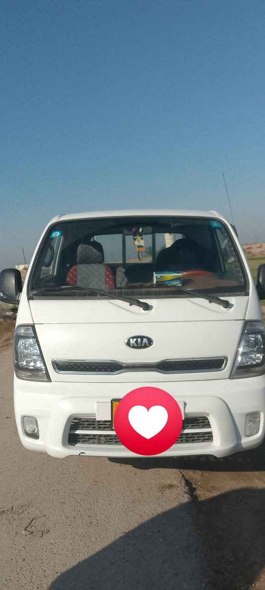 سلام عليكم كيا موديل 2020 بغداد وجه الجديد رقم انكليزي هزه جديده بسمي شخصيا السياره  مكفوله كفاله عامه شرط سونار السياره على وضع الشركه سبير ما نازل تبريد شغال السياره جديده معنى جديده احلى من الصوره مكفوله من كلشي السياره 1 على 1 المكان اليوسفيه 
السعر 137.   ‏‪0750 528 4604‬‏. ‏‪***********‬‏
