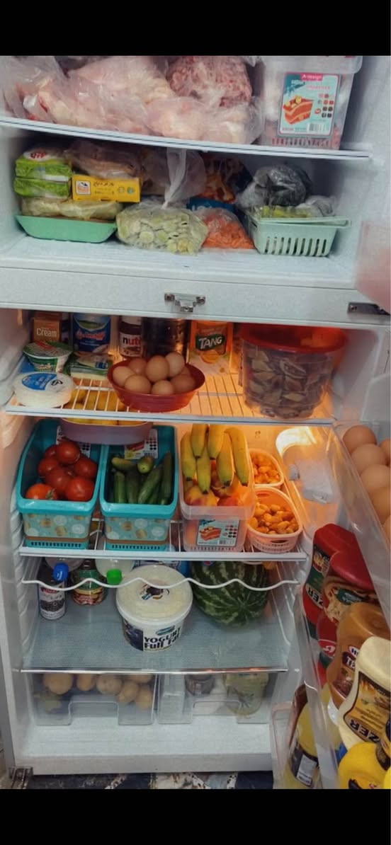 تخم مترتين بمترتين تسكام اسفنج مرفوع نظيف سعر 350 ثلاجه حجم كبير نظيفه سعر 350 طبلات عدد3 سعر 45 للتواصل ***********مكاني نجف النجف, العراق
