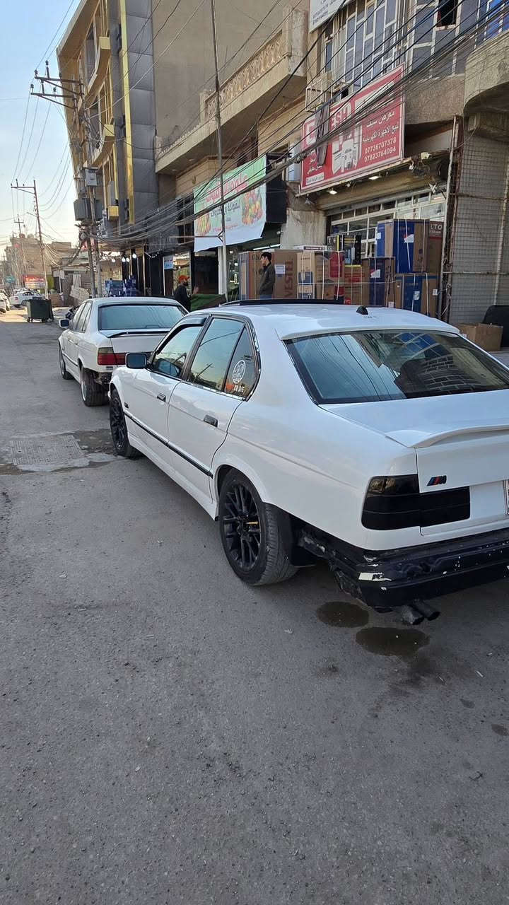 السلام عليكم 525 كير ومكينه وصدر خير من اللّٰه
مشروع وطني رقم بغداد سنويه لل28
السعر 54وبيها مجال
المكان بغداد
رقم الهاتف***********
عليها غرامه 400 الف ينزل من سعر السياره
