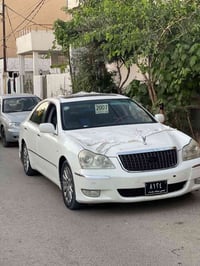 ماجێستای فوول مووس بەسعری بڕاوەیەک ڕەنگ گۆڕاوی ئەوروپا  پێنج دوگمەی سڵ...