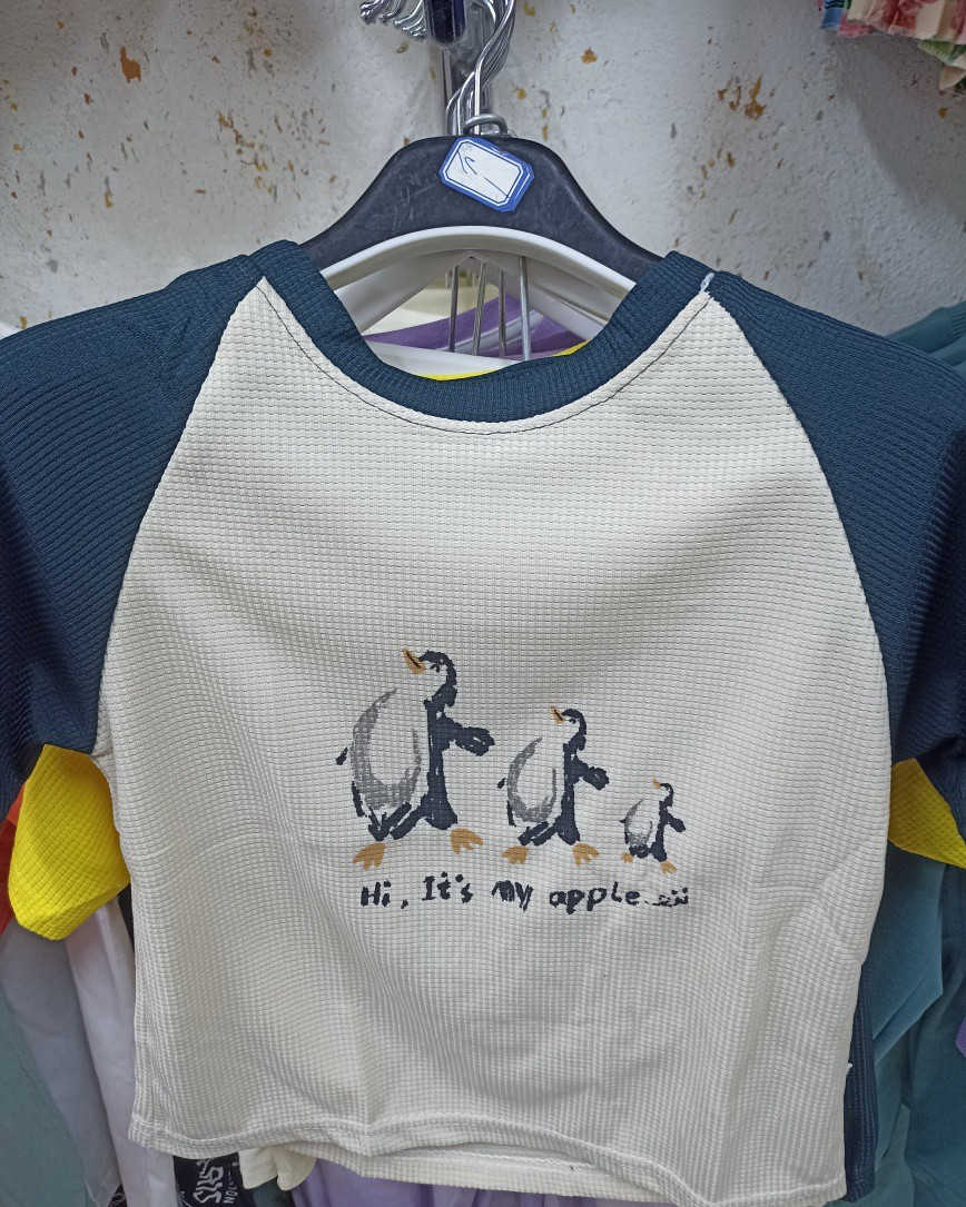 عرض 💥💥💥 تخفيض
لمدة ثلاثة ايام فقط
تراك ❤️‍🔥 ولادي ❤️‍🔥 بناتي
قياس من سنتين الى 7 سنين
السعر ب 6 الاف فقط
العرض .. اخذي قطعتين الثالث 🎁 هدية 🎁
البيع فقط داخل المحل
العنوان .. خانقين .. حي العمال .. مقابل متوسطة 11 آذار


**إذا كنت صاحب هذا الإعلان وتريد حذفه لأي سبب، رجاءا أرسل رسالة إلى الدعم الفني**