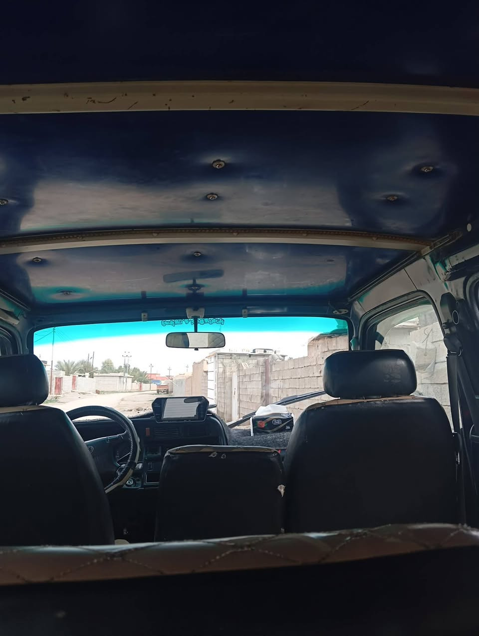 هايسه موديل 1992 رقم ديالى كير محرك وينجي مكفول ٤ شواصي مكفول تريد تحويل تريد وكاله اي استفسار هذا رقم *********** مكان ديالى جلولاء ماموجود ع فيس اتصل ع رقم
