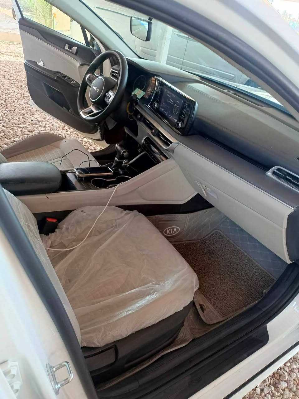 سياره كي فايف خليجي للبيع مستعجل موديل 2022 مواصفات 23  ماشيه60الف بيها ملاحظه جوه دعامه الخلفيه الاستفسار اتصل على رقم *********** للعلم سياره سبير منازل
(السعر 195 وبيها مجال )
مكاني الديوانية قضاء الحمزة الشرقي
