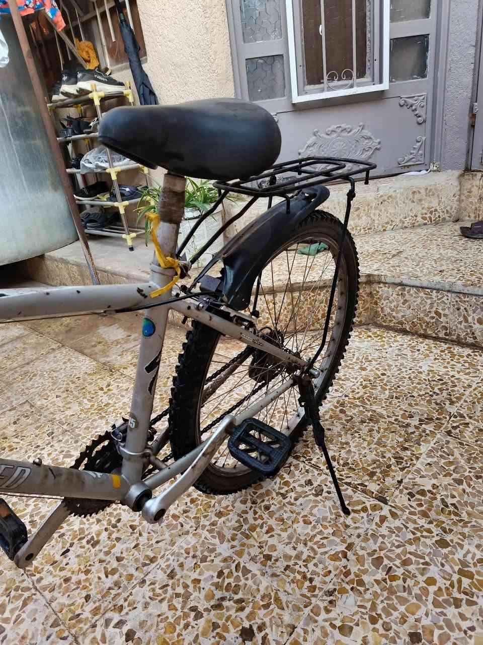 بايسكل جبلي
تايرات ثنينهم والچوابة مالهم جدد اصليات قعادية جديدة اصلية
دبل گير
بيه البريك الگدام يحتاج ترتيب والبايدار من تفر قوي بيه خرطة
السعر ٥٥ وبيه مجال
مكاني حي سومر رقمي
***********
