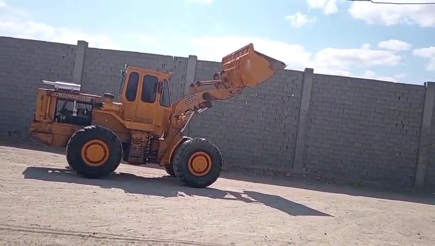 078 الشفل كاوسكي ٧٠ بي
٨٤
رقم أنبار 
باسمي سنويه تحويل
السعر ٢٢٥
***********رقم صاحب شفل
مكلف بل نشر
