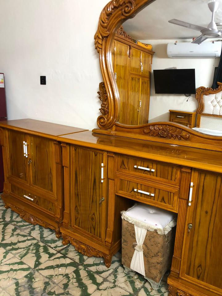 غرفه تزكام جديد سبب البيع نتقال غير مكان  سعر الشراء ٣ سعر البيع تصال على رقم ***********@إشارة
