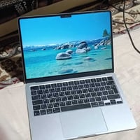 ماك بوك اير • M4 • ٢٥٦كيكا