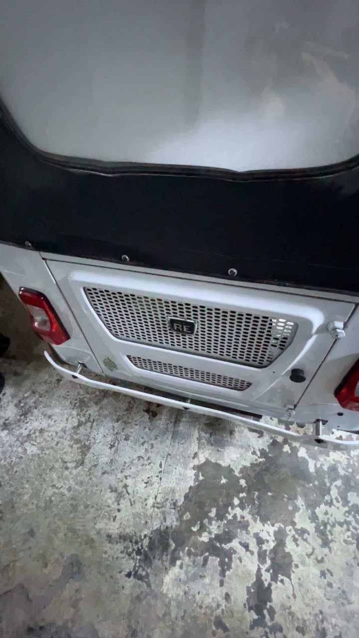 ***********

تكتك لبيع لموديل 21 ￼
