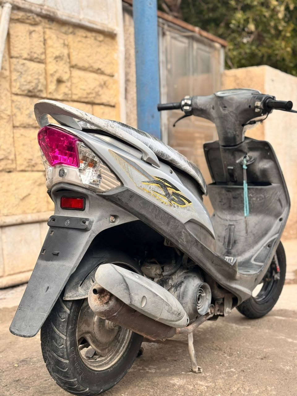 السلام عليكم دراجه ماكس عدله نضيفه 90%100 مكاني بغداد البلديات السعر850 وبيه مجال بسيط  رقمي***********المو شراي لا يتصل تحياتي للجميع
