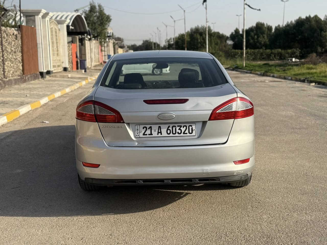 فورد مونديو 2008 للبيع
بيهة صبغ قطعتين فقط الباقي مكفول 
محرك 4 سلندر كير مكينه صدر مكفول تبريد ثلج 
مواصفات فول ( فتحه / جلد / كشن كهرباء / بردات خلفيه / فول تحكم ستيرن ) 
رقم سليمانيه سنويه وهزه جديده تحويل او وكاله بشرط 
مكاني بغداد 
السعر :- 72 وبي مجال 
للاستفسار :- ***********
