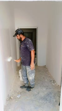 صبغ داخلي وخارجي • جوتن • كادر متخصص