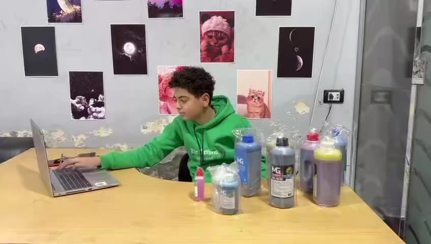 مفاجأة جامدة لكل عملائنا 🔥🎁

في عرض قوي على **جميع أنواع الأحبار والسيليوشن** وبأسعار هتفاجئكم 💪

ومش كده بس… إحنا عاملين **مسابقة جامدة** 👇

هننزل أسئلة
دينية 🕌
ومعلومات عامة 🧠

وكل اللي عليك تجاوب صح وتكون من أسرع الناس

والجوايز 🔥
زجاجة سيليوشن هدية
أو طقم حبر كامل 🎁

المسابقة مستمرة لحد **أول يوم عيد لحد وقت صلاة العيد**

⏰ أول سؤال هينزل بعد ساعة… خليك جاهز

يعني عندك فرصة تكسب وتجهز شغلك قبل العيد 💥

استنوا الأسئلة وورونا مين الأشطر 👀

للاستفسار والتواصل
01203466444
01227356283


**إذا كنت صاحب هذا الإعلان وتريد حذفه لأي سبب، رجاءا أرسل رسالة إلى الدعم الفني**