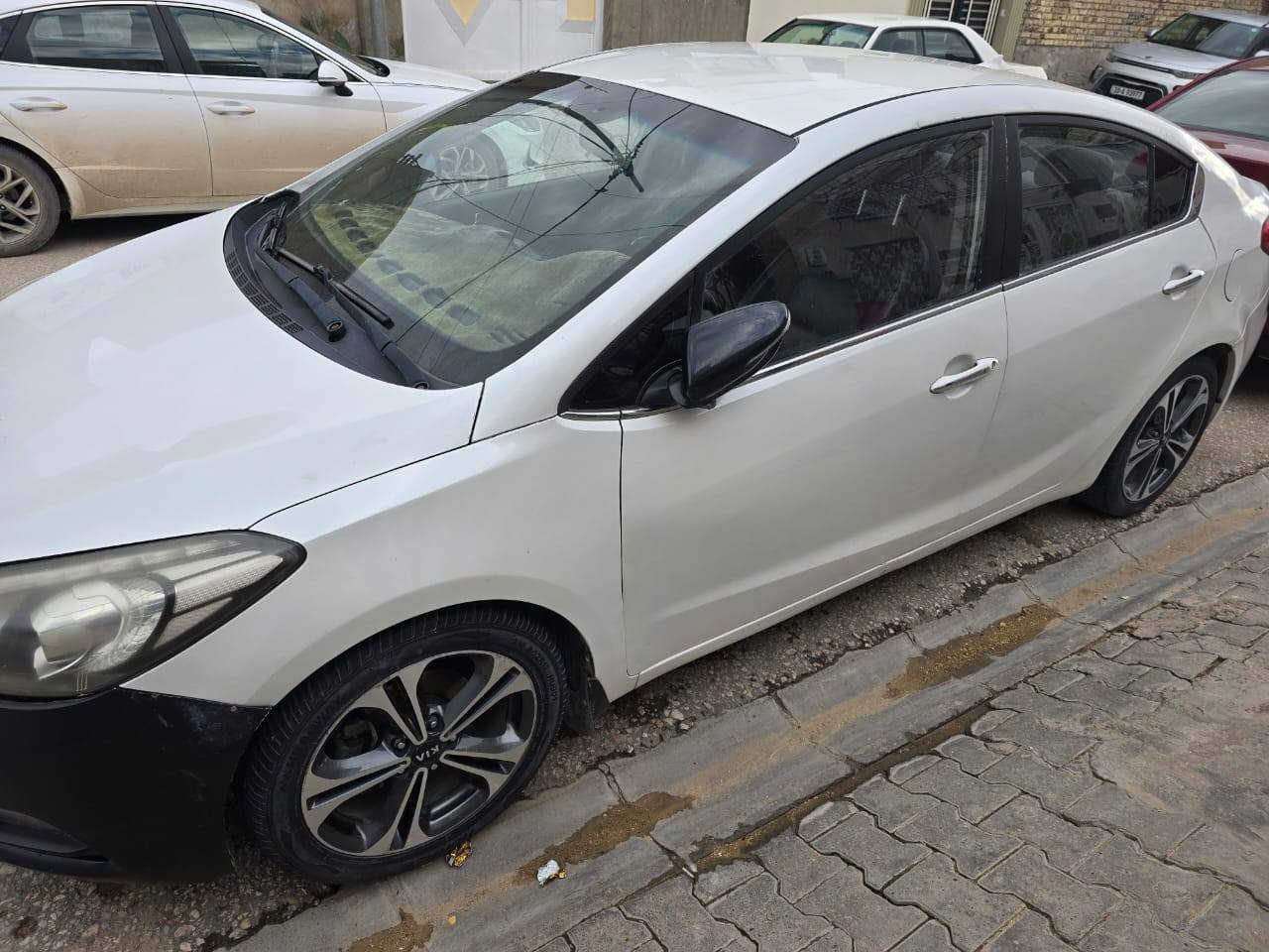 سيراتو فول عده الفتحه كشنات جلد تبريد تدفئه الكشنات بصمه السعر 55 الاتصال ***********
