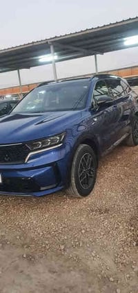 سورنتو امريكي موديل 2021 أعلى فئة فول مواصفات محرك 2500 تيربو.  خمس كا...