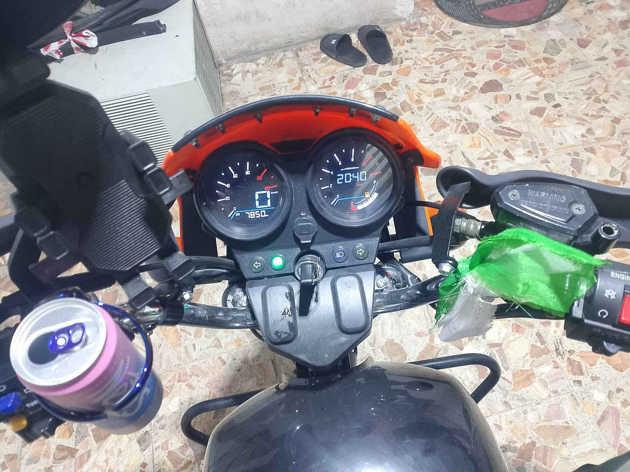 سلام عليكم دراجة دايوان موديل 2025 رقم اربيل اسويلك مكاتبة او اتروح اتحولهة او بس تاخذ الارقام ولسنوية يعني بدون ما تأخذ الدراجة دراجة ما امبدل بيهة اي شي على وضع الزيرو او ماشية 7850 او نزلتهة ابشهر العاشر او السعر 2350 

***********
