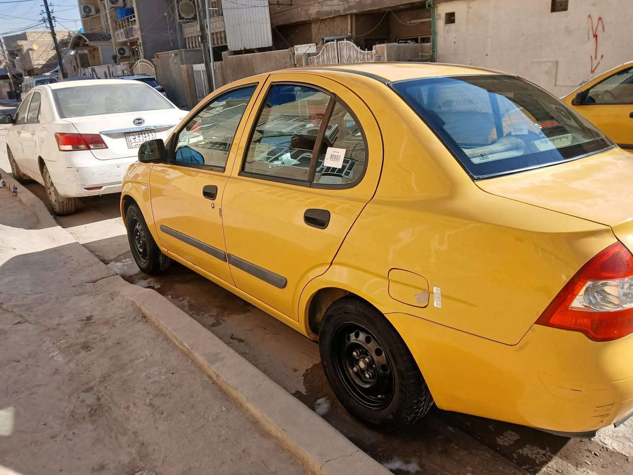 السلام عليكم طيبه موديل 16 مكينة وكير مكفولات تبريد ثلج جاهزه من كلشي تخم تاير جديد بيها جراد قليل مصفره هيئه السعر 44 وبيها مجال العنوان الامين ‭0770 250 1071‬
