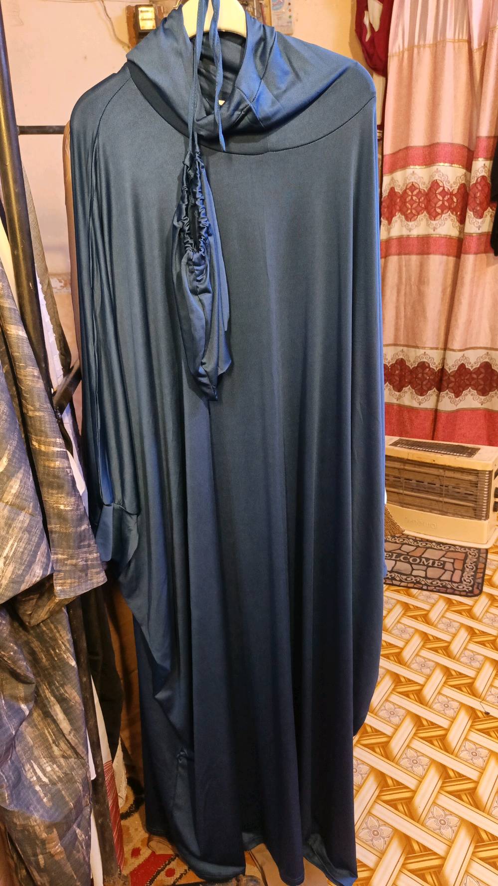 بشت خليجي درجة أولى كل قياس بي
العنوان البصره الهارثه دور معمل وارق قرب قرطس حيدر الكرار 
يوجد توصيل لجميع المحافظات العراق 🇮🇶5الف التوصيل 