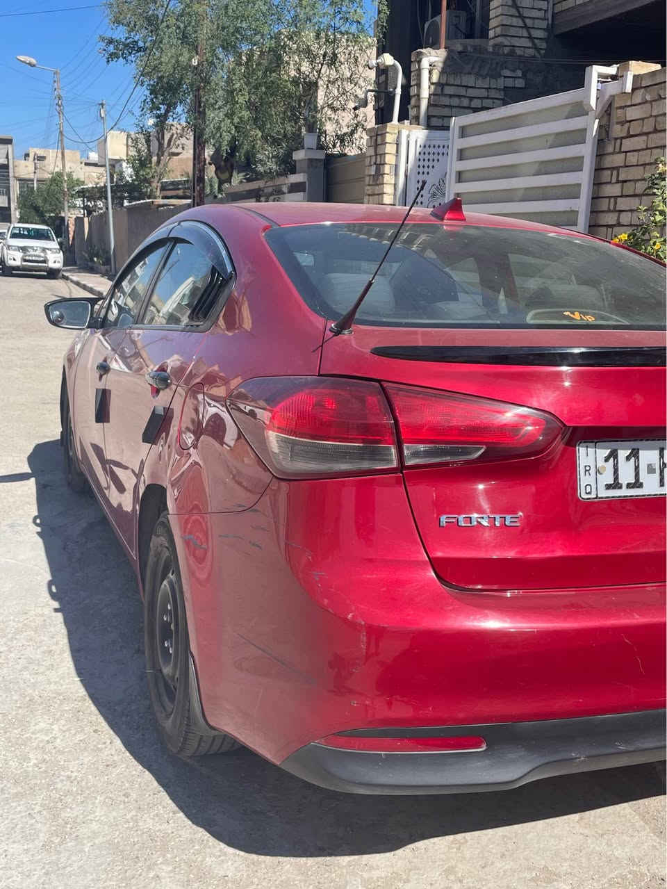 زوج تايرات جديد
باتري جديد 
بلكات جديده 
شمعات جديده 
تحكم ستيرن ، تدفئه بالكشنات 
السياره بحاله جيده
السياره داخله بيها ضربه بابين مصبوغات ، بارد بالجنطه شي بسيط ، ضربه بالجاملغ خلف السائق ما مصلح. 
ممشى السياره ٢١٦ الف 
السعر : 120 
الرقم بغداد الجديد 
الموقع بغداد / المحموديه 
رقمي *********** المحمودية, بابل
