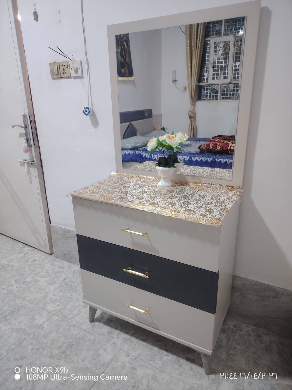 سلام عليكم غرفه البيع مستخدمه ماصارله سبوع حجز وستفسار خاص وتساب***********/ ***********
