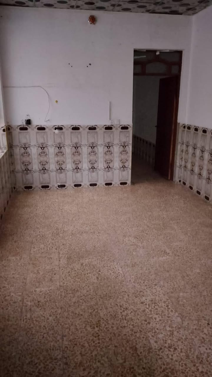 دااار للايجار حي ميسان قطاع 22شارع 12
المساحه 100مصر غرفه وصاله ومطبخ اوصحيات استقبال سعر الايجار 325الف مكتب الجبوري للعقار بلخدمه،***********
