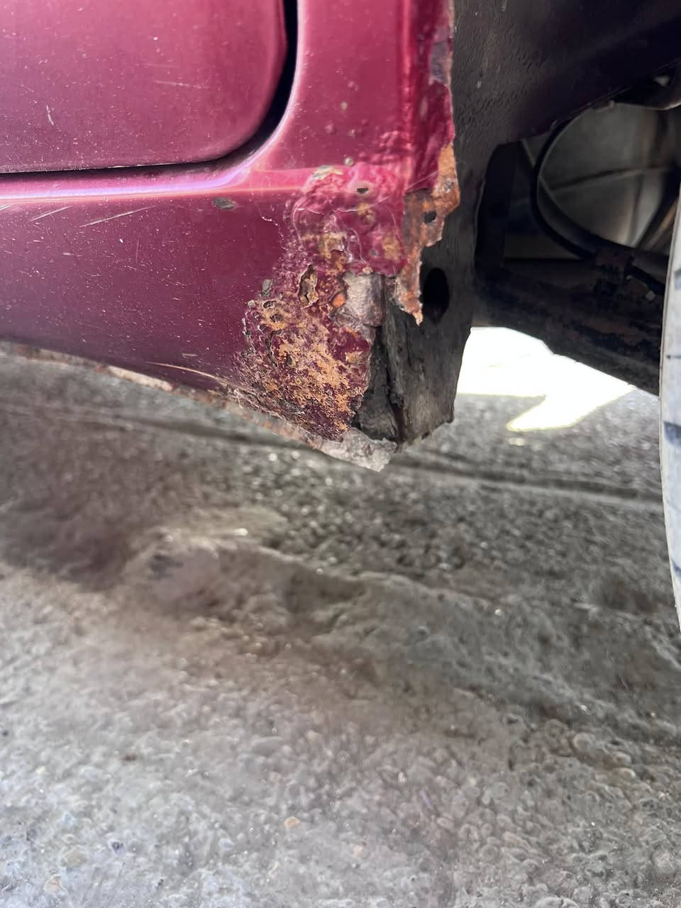 للبيع تيكو 2013 كير كهربائي 
محرك وكير جدد
تخم تاير جديد 
صدر حلو ميكانيك جاهز بيهة صبغ جاملغ وبنيد وجاردات مبينات بالصور 
مكفولة من لغود وشواصي وتكم 
بيهة خياسات بركن الدوس فقط 
سعرها 48 وبيها مجال للشراي 
مكانها بالرصافة 
***********
