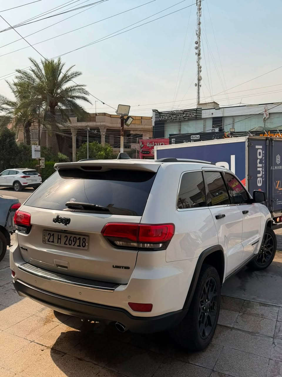 السلام  عليكم ورحمة الله وبركاته

‏‎‏‎       ——— لـلـبـيع او مراوس -----

جيب گراند شيروكي - Jeep Grand Cherokee

‏‎‏‎وراد امريكي .     —    

‏‎‏‎الموديل           —    2018

فئة.                 —    لمتد 

حجم المكينه   —     3600/ V6

‏‎‏‎اللون               —     ابيض     

‏‎‏‎المسافه المقطوعه — 100mi

‏‎‏‎حاله السياره.    —    ( جاملغ +بنيد بدون شاصي بدون لغد فقط بارد بلغد وبيه بلقماره رصعات مال حالو مال بغداد شي قليل )

‏‎‏‎المواصفات 

‏‎‏‎- بصمة تشغيل 

‏‎‏‎- بصمة أبواب 

‏‎‏‎-تشغيل عن بعد 

-رادار خلفي 

‏‎‏‎-كشنات جلد بيجي

- شاشه ديجتال 

-اشاره بالمرايه 

-حساس  خلفي 

-بردات خلفيه ‏‎

‏‎‏‎-شاشه كبيره تدعم نظام الأبل كار باي ونظام الاندرويد

-شاشه عداد ديجتال

-فتحت سقف  

‏‎-دبل اكسل 

‏‎-اوتو ستوب

‏‎-وضعيات قياده 

‏‎‏‎-كشنات تدفئة ( اماميه - خلفيه ) 

-كشن السايق خزن ميمور 

-ستيرن تدفئة 

‏‎-صندوق كهربائي 

‏‎‏‎-كرسي السايق والراكب بحركة كهربائيه 

‏‎‏‎-تحكم ستيرن جهتين 

‏‎‏‎-تحديد سرعه 

‏‎‏‎-مانع انزلاق 

‏‎‏‎-ليد نهاري

‏‎‏‎-كامره خلفيه دواره 

‏‎‏‎باقي المواصفات المعروفه 

‏‎‏‎السعر            — 19500 وبيه مجال بسيط  

‏‎‏‎رقم السياره    — السليمانيه   سنويه مضلل 

‏‎‏‎موقع  السياره — بغداد الغزاليه  

‏‎‏‎للأستفسار.     — ***********
