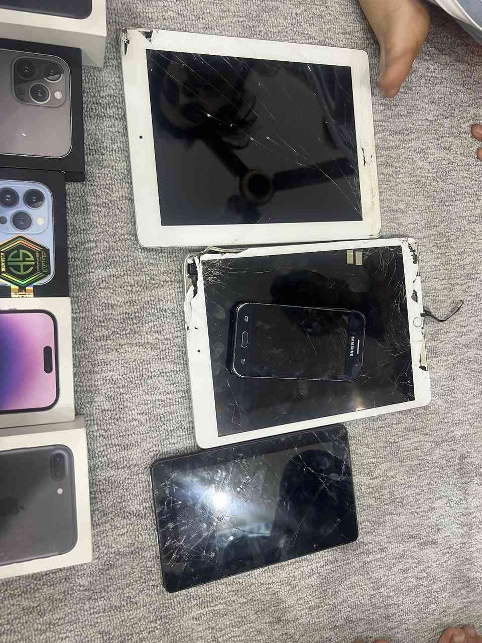 السلام عليكم عني كراتين ايفون وعندي ايبادات لهل التفصيخ ما وديتهن مصلح للبيع قيم بل يرظي الله وتعال خاص


**إذا كنت صاحب هذا الإعلان وتريد حذفه لأي سبب، رجاءا أرسل رسالة إلى الدعم الفني**