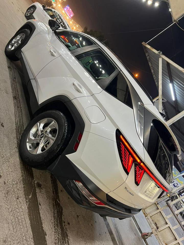 السلام عليكم .. 
توسان ٢٠٢٢ دفع رباعي محرك ٢٥٠٠ وارد امريكي 
ماشية ٥٦ الف كيلومتر .. صور الحادث مرفقة .. 

السعر ١٩٠ ورقة  ***********
