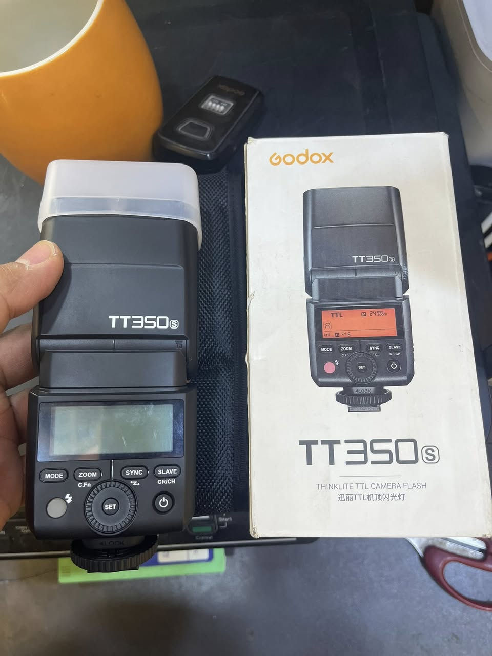 شباب هذا شتريته عبالي يرهم النيكون طلع يشتغل على السوني *********** مكاني بغداد
