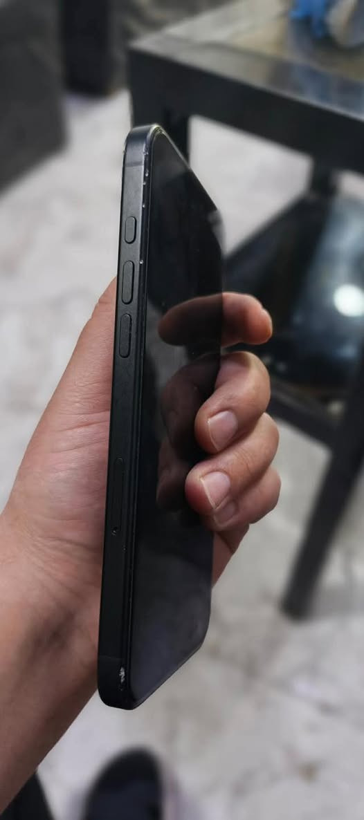 ايفون 16 بلص
دورات الشحن197 🔋 بطارية 98 

حهاز نضيفً حيل بس بي كم شخطة بشخاصي وماتبين 

على حلال وحرام اكلك علية 

شراي خابرني ***********
