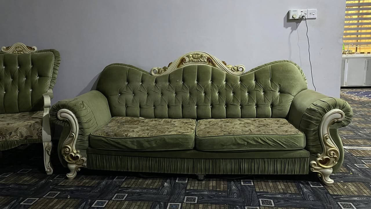 السلام عليكم تخم 10 مقاعد للبيع
***********
