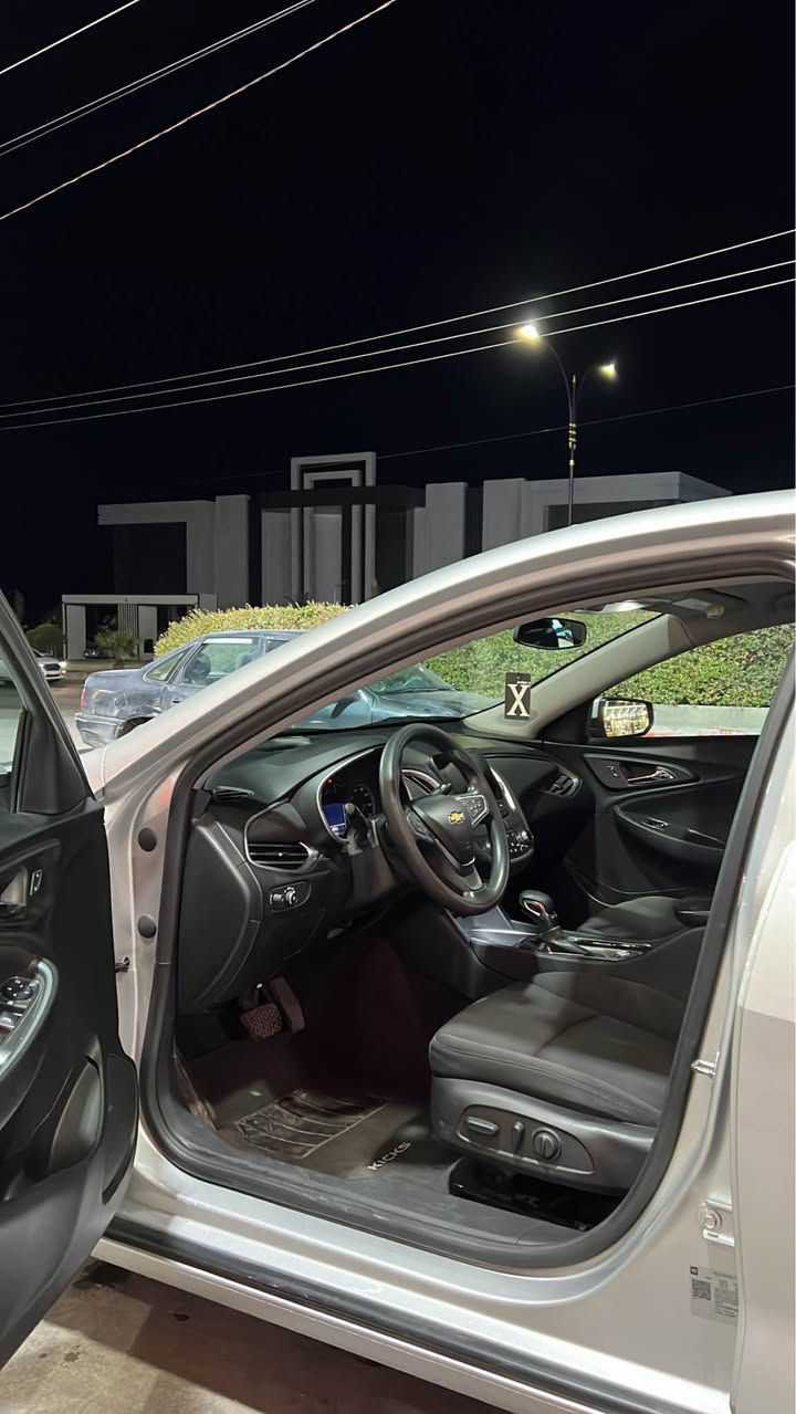 شوفرليت ماليبو موديل2022 ماصوفات LT نص فاصوفات

ماصوفات: بسمة و شه غال كوشن كهرباي و كوشن مساج وكوشن هيتر سترين تحكم لايت ليت و زينو سيارة كامل حساس و رادار كاميرة 
ضرر: جملغ صبغ دون دواخل و بدون يرباك يرباك مامفتوح گير و محرك شترط حجر و رادار بيلاد  تحويل وكالا شرط 
مرواس عادي ماشي 67 مايل
*********** اكر, نينوى
