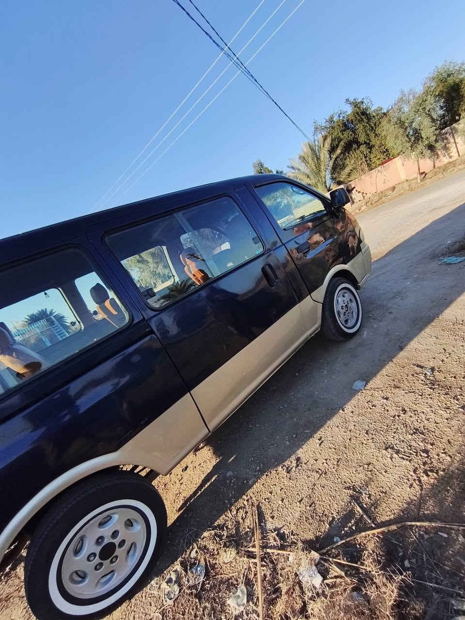 السلام عليكم بريجو للبيع السياره مكينه خير من الله كير ستوني مبدله غرفته حلوه السياره ماعايزه شي  مكان السياره نجف ***********
