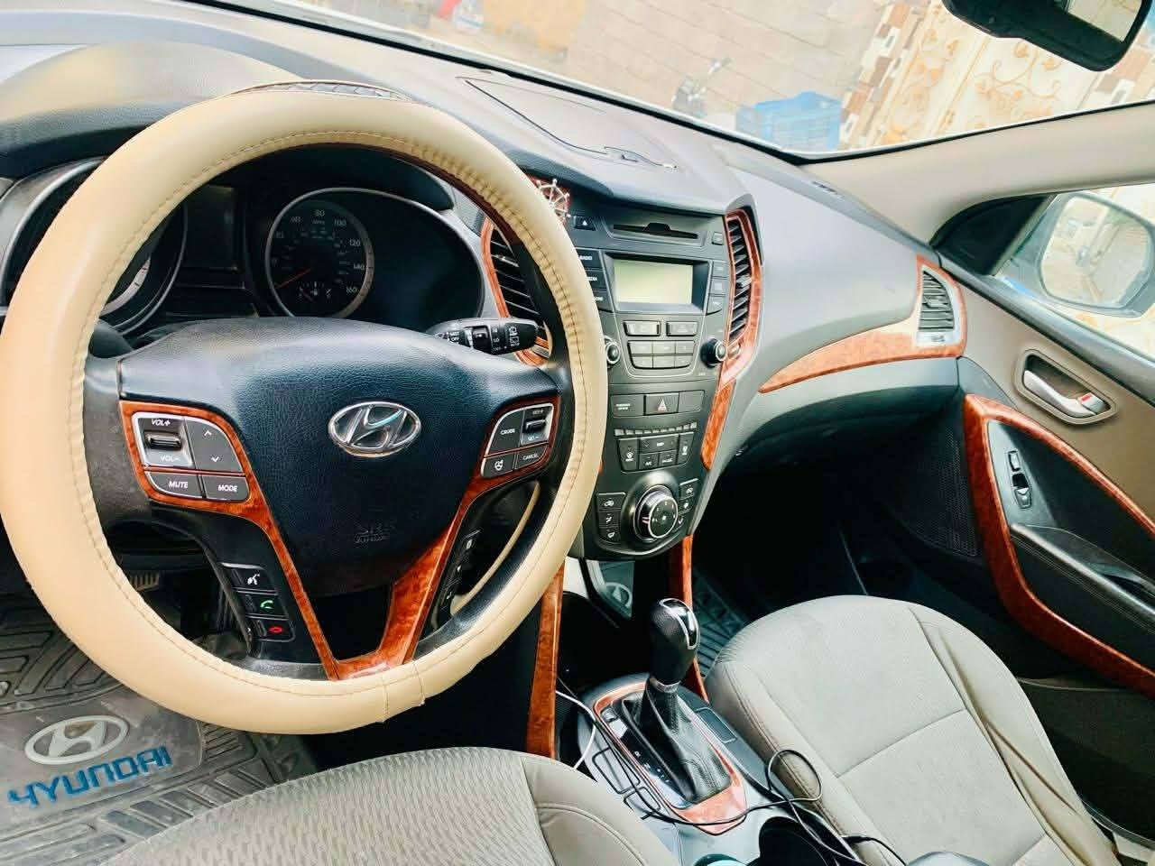 السلام عليكم
سنتافي للبيع ٢٠١٥ بأسمي رقم بابل انكليزي مكينة ٢٤٠٠ سيارة استخدام شخصي تفاصيل أكثر خاص موجود و اتصال رقم *********** مكاني بابل سدة الهنديه السعر ١٣٠ وبيها مجال
