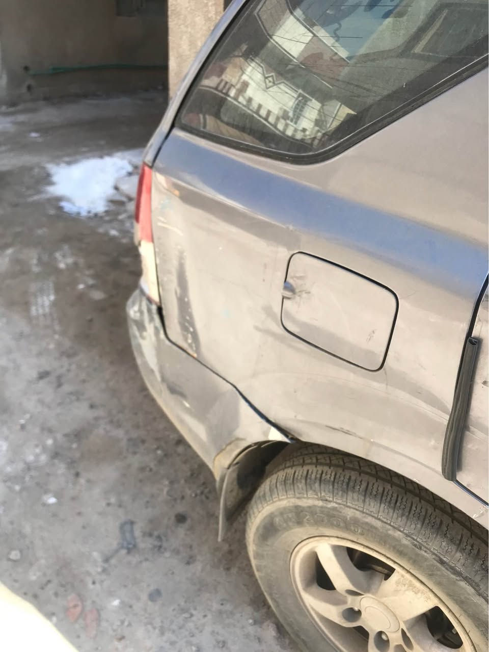 سورنتو 2008وارد صبغ عام مكفولة من انقلاب غرق كير محرك تبريد مكفول متروكة فترة بيهة سلف وفلاوين ماشية 80000كم البيع على  وضعهة بيهةضربة خلفية موضحة بالصور بيهة مجال بسيط للتواصل *********** بغداد, العراق
