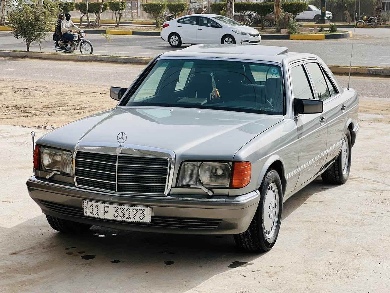 للبيع مارسدس جامبو مديل 1991 رقم بغداد دولي مكينه بلاد حداديه  جديده تبريد شغال سلايت شغال طكتين كشنات كهربائيه جاهزه من كلشي السعر 107 وبيها مجال لاستفسار *********** العنوان كربلاء
