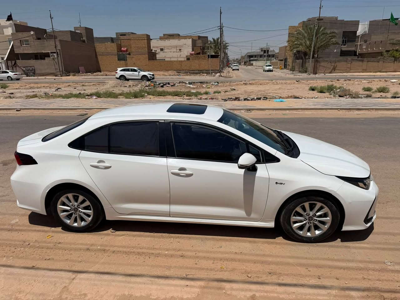 السلام عليكم
كورلا 2024   
خليجي هايبرد   
علامة زرقاء المرغوبة 
سيارة كفاله عامه 
رقم بغداد 
السونار مرفوق بالمنشور 
سيارة جديدة بمعنى الكلمة 
محرك 1800 هايبرد HEV  
ماشية 39الف حقيقي بعدها زيروو 
محرك 1800 هايبرد 
شحن ذاتي 
بصمه + دخول ذكي 
هاندر بريك بصمه + اوتو هولد 
سلايت 
رادار امامي 
سياقه اليه 
تبريد قطعتين 
شاشه ابل كار بلي و اندرويد + كامره خلفيه 
مانع نزلاق + مود درايف +  ايكو مود 
كيجات شاشه دجتل 
مقاعد جلد  لون اسود
حساس لايت كامل اوتو عالي ناصي اوتو + حساس ظغط اطار 
تحكم سترين كامل فول 
لايت زينون + لد نهاري + اشاره لد 
اشاير مري  
وبعد بيها هواي مواصفات 
 مكان السيارة / الدوانية 
سعر 137 وبيها مجال بسيط 
***********
