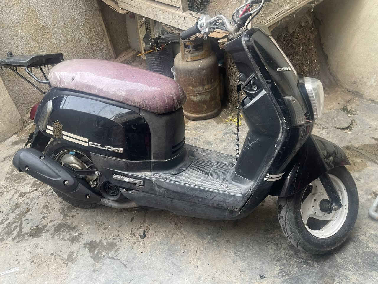 سلام عليكم ماكس بوليس نوزل  البيع  الدراجه بلاديه ممفتوحه بس بيها نواقص ٥٠٠ قفل ***********
