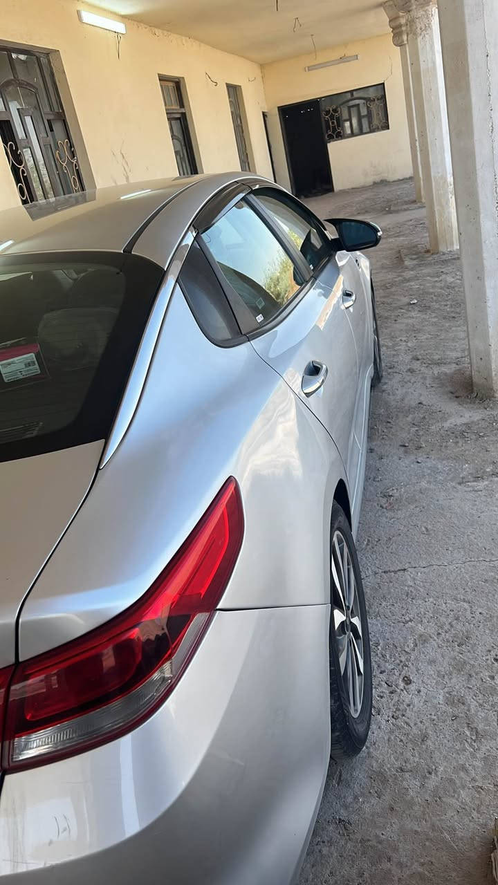 كيا اوبتيما 2018 وارد امريكي مابيهه اي نقص رقم بغداد 
للاستفسار
*********** بغداد, العراق
