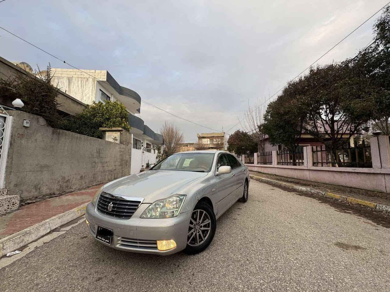 شاهانە 2005  بڕاوە بەحری ناو زەرد ساج سور 182 گێڕ و مەکینە گەورە
سەقفی زۆر جوانە
سەیارەکە زۆر جوانە 
دوو دوگمە دوو کوشن کارەبا سوکان کارەبا
شاشە و کامێرە تەبرید مەرکەزی چوار تایە و ویلی لۆکی لەژێردایە  سەیارەکە ناو و دەری زۆر جوان و پاکە  
گێڕ و مەکینە  بەشەرت
نرخی 46 گەڵا و مەعامەلەیەکی کەم
***********
***********
هەڵەبجەی شەهید حلبجة, السليمانية
