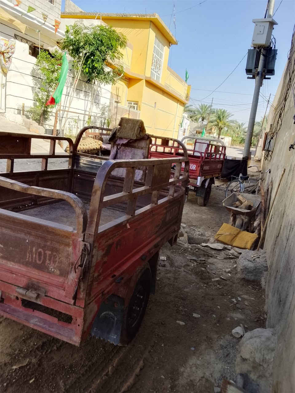 السلام عليكم ستوته ام الطير ستوته جاهزه ومات جناي واوراق اصوليه السعر 850 وبيها مجال عنوان يدل عباس سراحق ***********
