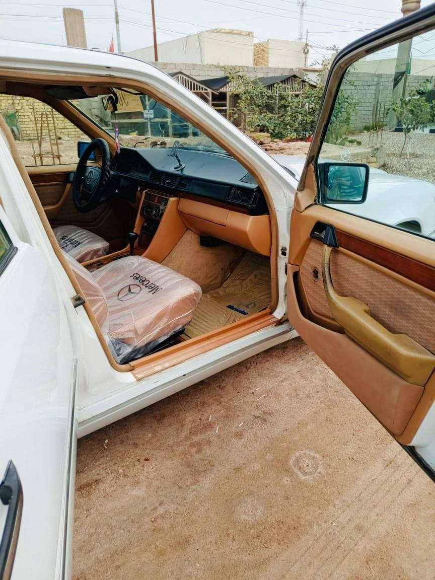 سلام عليكم بيع مستعجل مرسيدس  موديل 93 محرك 2500 حداديه جديده   سنويه لحد 30
رقم بغداد دولي الجديد  سعر  ٦٨ ورقه وبيها مجال قليل 
مكان الناصريه مركز  رقم الهاتف   ***********
