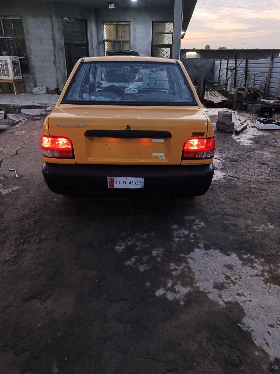 سلام وعليكم سايبا 2011 رقم بغداد جديد انكليزي هيئه غرامه مصفره كهربائيات كامله صدر امامي خلفي نضيف كير مكينه خير من الله  تبريد نقص غاز فقط مكاني بغداد ابو غريب  السعر 26 وبيها مجال ***********
