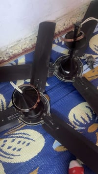 عندي البنكات اثنين للبيع مستعملات شهر فقط كلش نظيفات الرقم 07701066808