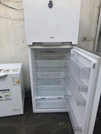 ثلاجه و مجمده استعمال شهر واحد اكو توصيل بس بغداد سعر خاص 07702594341م...