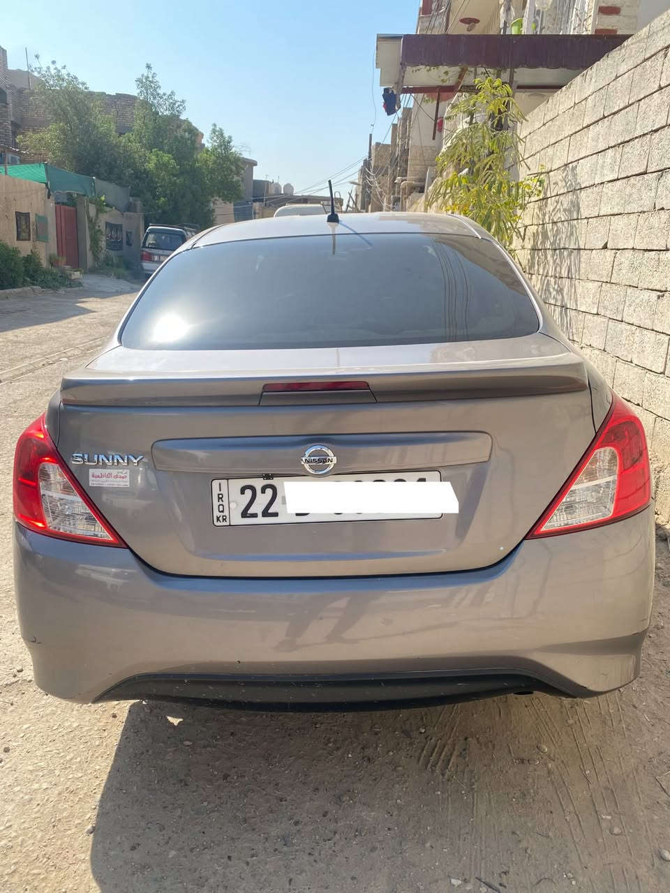 نيسان سني 2023 رقم اربيل
ماشيه 76 
بيهه ملاحظات بسيطة موضحه بالصور 
لون چكليتي مواصفاتها معروفه 
السياره بأسمي 
مكانها بغداد البلديات 
***********
السعر 108 وبيهه مجال قليل جداً
