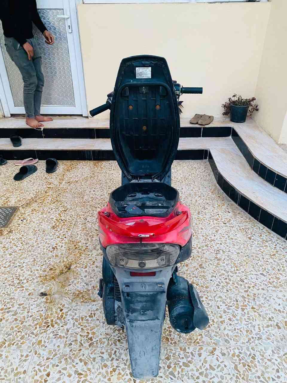 سلام عليكم
دراجه ماكس بلاديه

ختم واحد دراجه ما صار هواي من نازله

مولحه كله  مكينه سبانه ما مدوده عليه 

حلوه مكينه ناعمه مكان دراجه بعقوبه مفرك
  التفاصيل خاص او رقمي بس وتساب

***********
