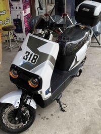 ‏السلام عليكم ماطور شحن 318 نظافة 95‎%‎ بطاريات جديد مبدل تايرات جديد ...