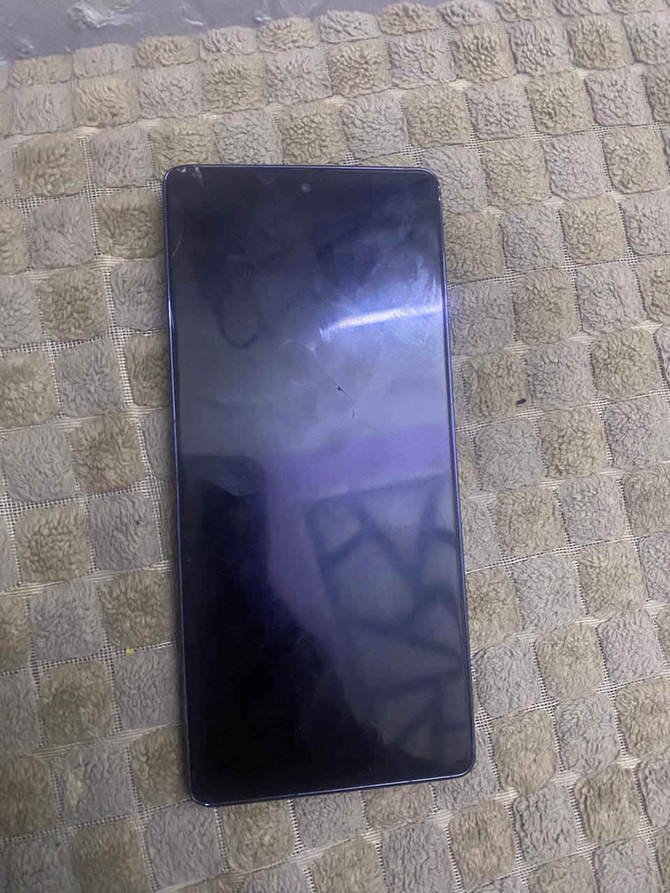 للبيع بس فطر بشاشه كلش نضيف فول بوبجي مكاني بغداد السعر 175 وبي مجال تعرفون سعره مايحتاج 
***********
